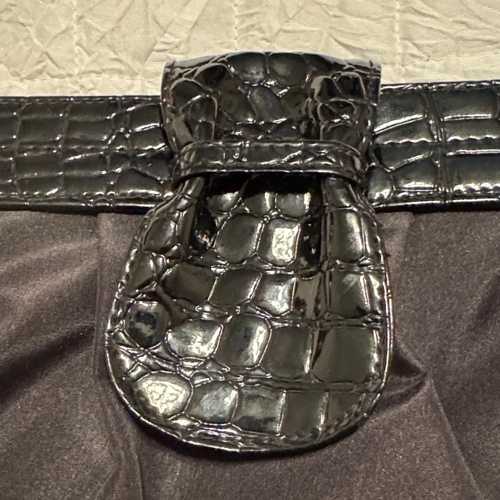 Elegant Black Clutch Bag - Picture 2 of 5